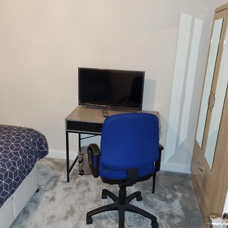 מנספילד 26 Lindhurst Way West מראה חיצוני תמונה