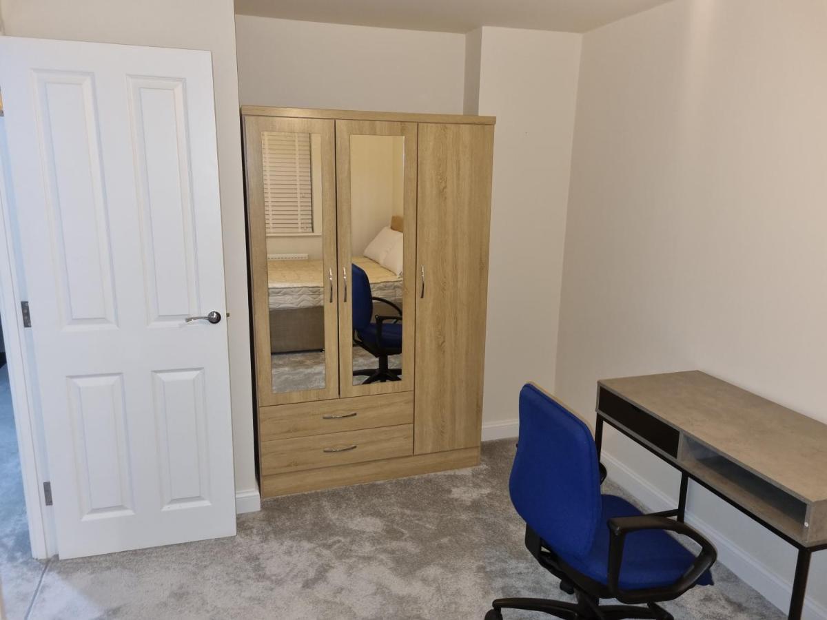 מנספילד 26 Lindhurst Way West מראה חיצוני תמונה